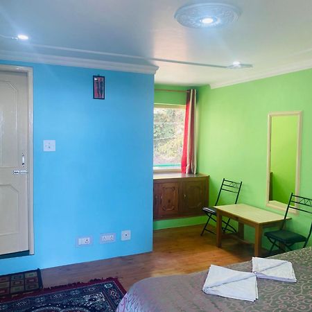 Jagatram Niwas Guesthouse Dharamkot Дармсала Экстерьер фото