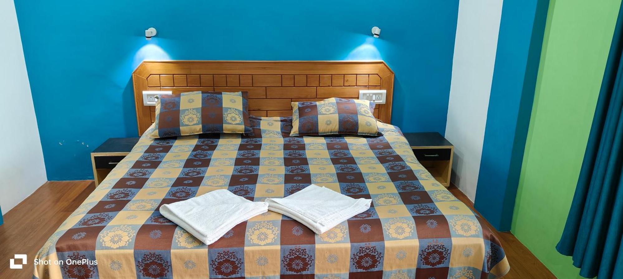Jagatram Niwas Guesthouse Dharamkot Дармсала Экстерьер фото